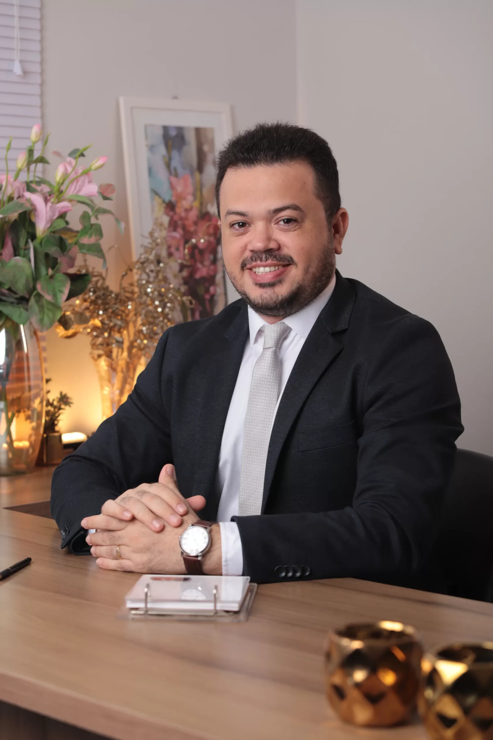 Elves Almeida, advogado previdenciario